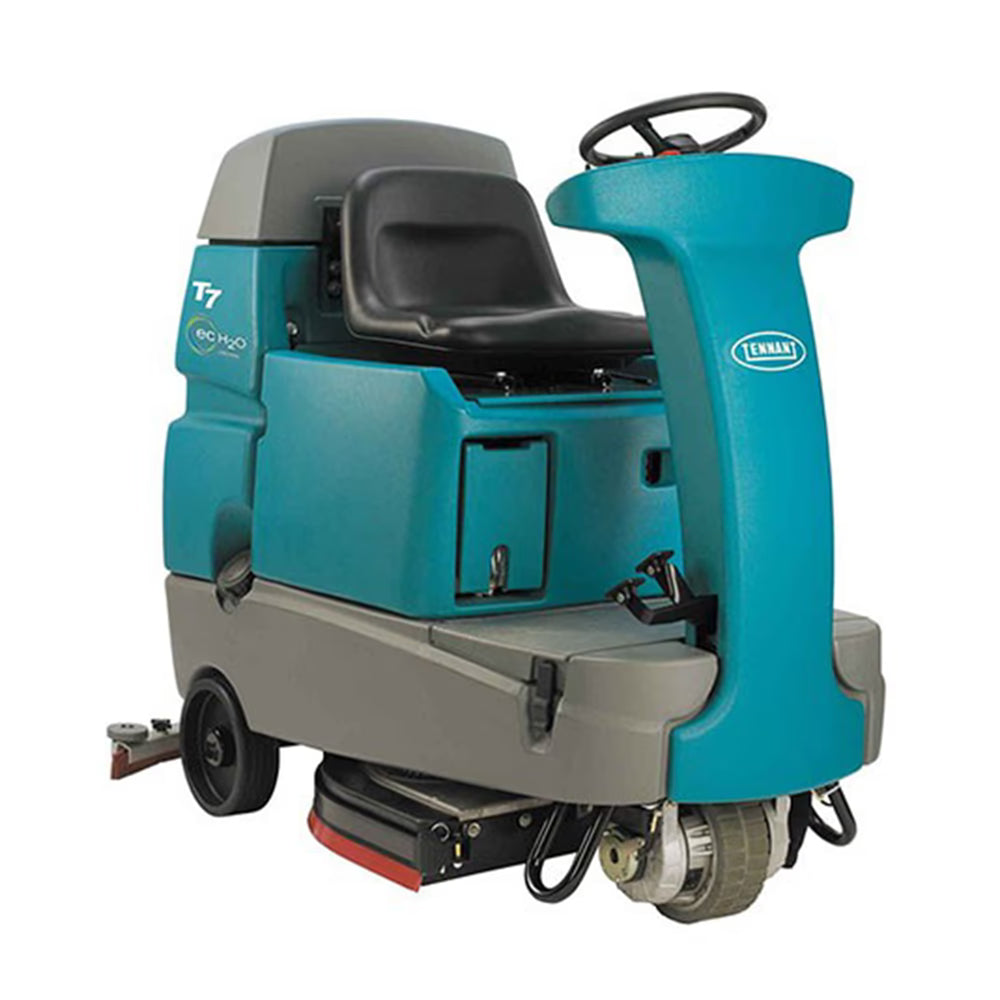 Tennant T7 Ride-On Floor Scrubber